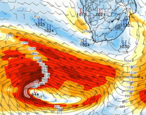 storm Sunday25-08-8am