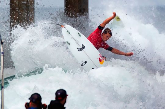 Julian_Wilson_C.Bahn_hi