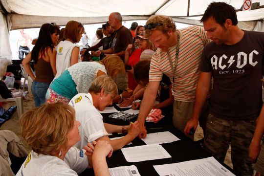 thumb_EW9_MG_2040--Registration---Media---Lee-Slabber