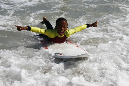 Ibanathi_Dubula_enjoys_the_surf