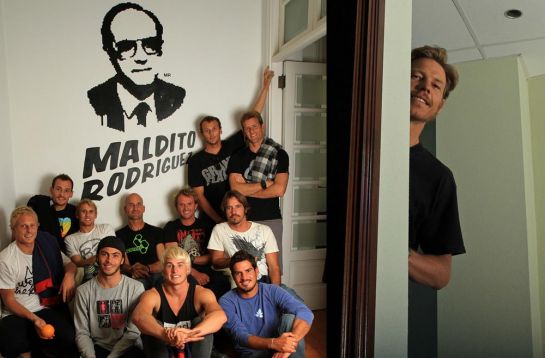 The first ever contest at El Fronton drew the best bodyboarders on the planet to the Canary Islands. Amongst them are South Africans Andre Botha and Jared Housten, Hawaiians Mike Steward and Jeff Hubbard, Aussies Damian King, Ryan Hardy and Ben Player and a host of local riders like Yeray Martinez. Photo: IBA