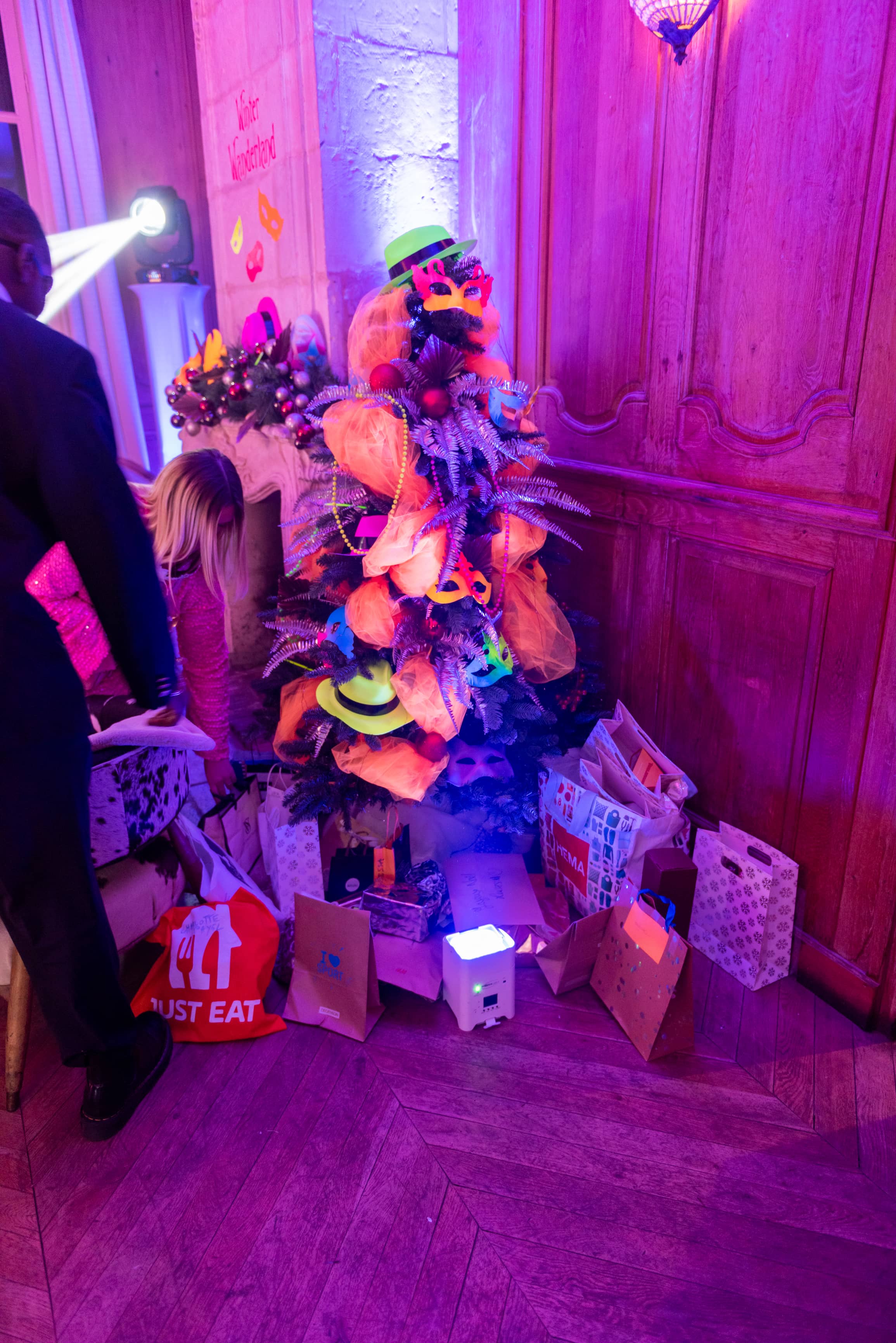 Soirée d’entreprise Crazy Carnaval à Lille : un Noël décalé signé