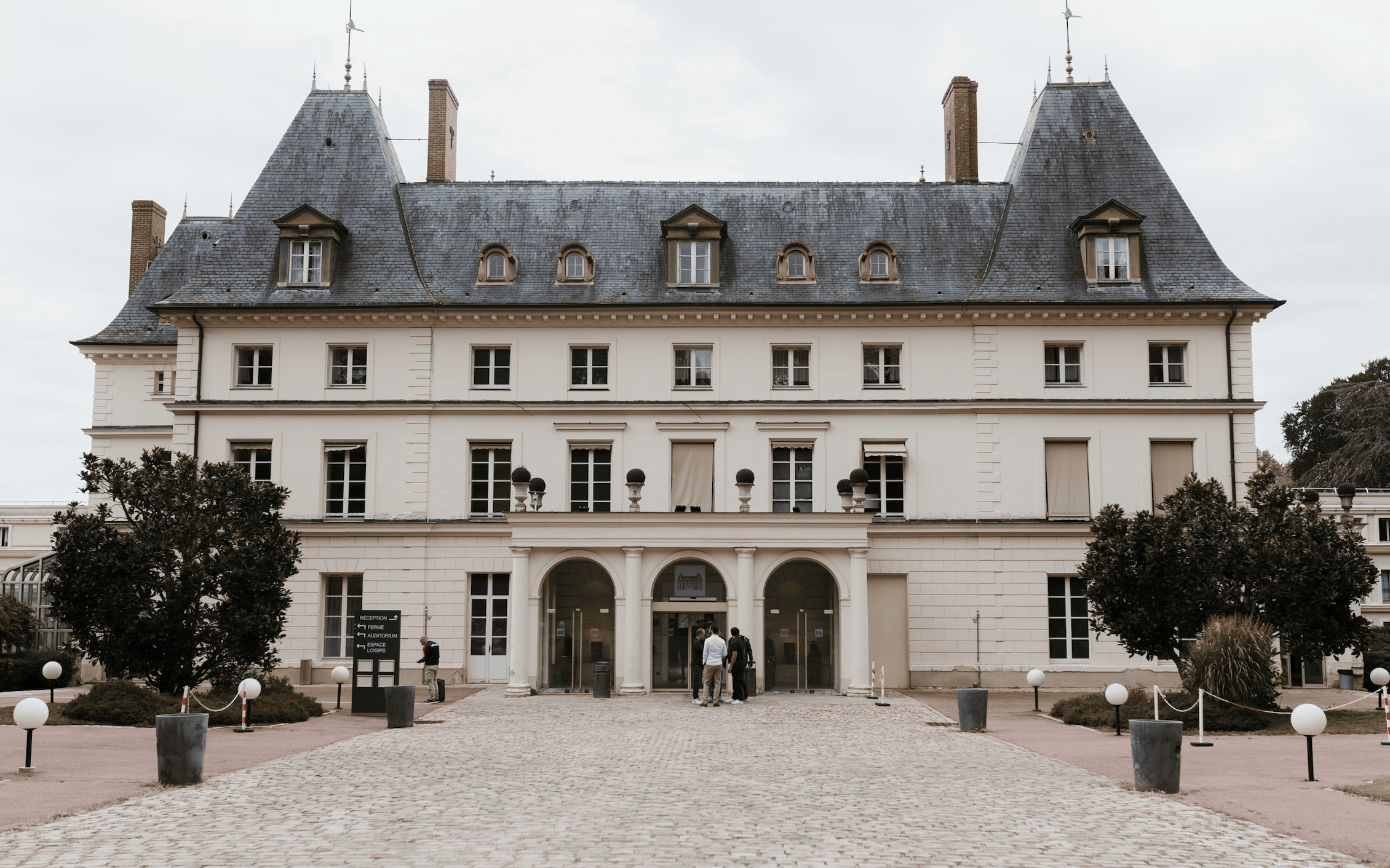 Découvrez le séminaire d'Invok au Domaine de Frémigny, alliant plénière et activités ludiques.