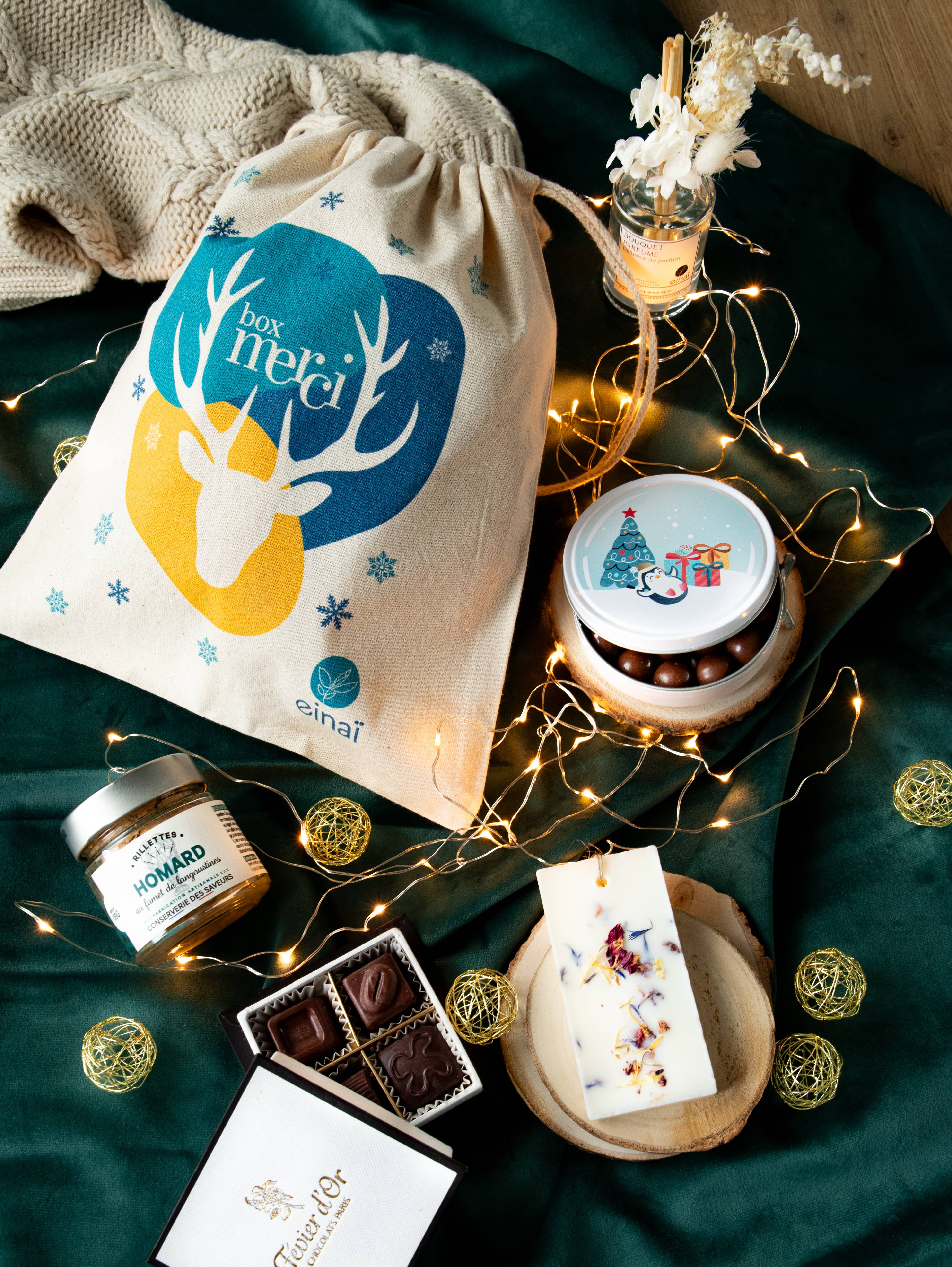 Créez un coffret de Noël sur-mesure pour remercier et faire plaisir : douceurs festives, produits bien-être, goodies personnalisés… Une attention chaleureuse qui renforce les liens et marque la fin d’année avec positivité et reconnaissance.