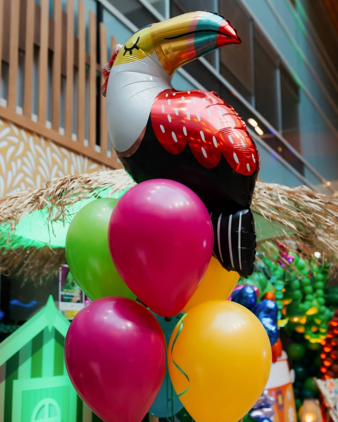 Un événement de vœux immersif sur le thème Hawaï pour BPCE : scénographie, animations et expérience QVT pour 800 collaborateurs.