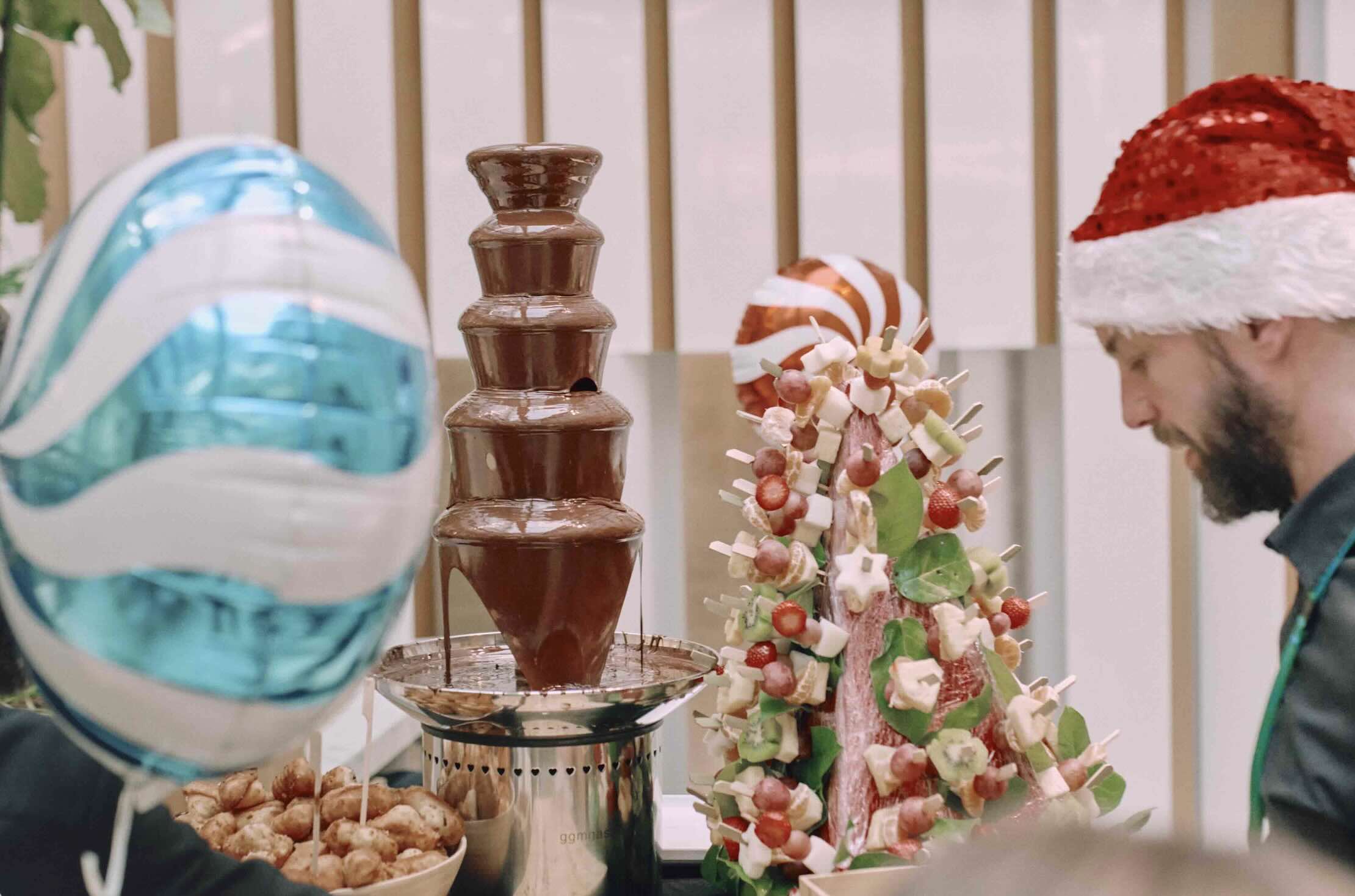 Arbre de Noël d’entreprise immersif : un événement sur mesure