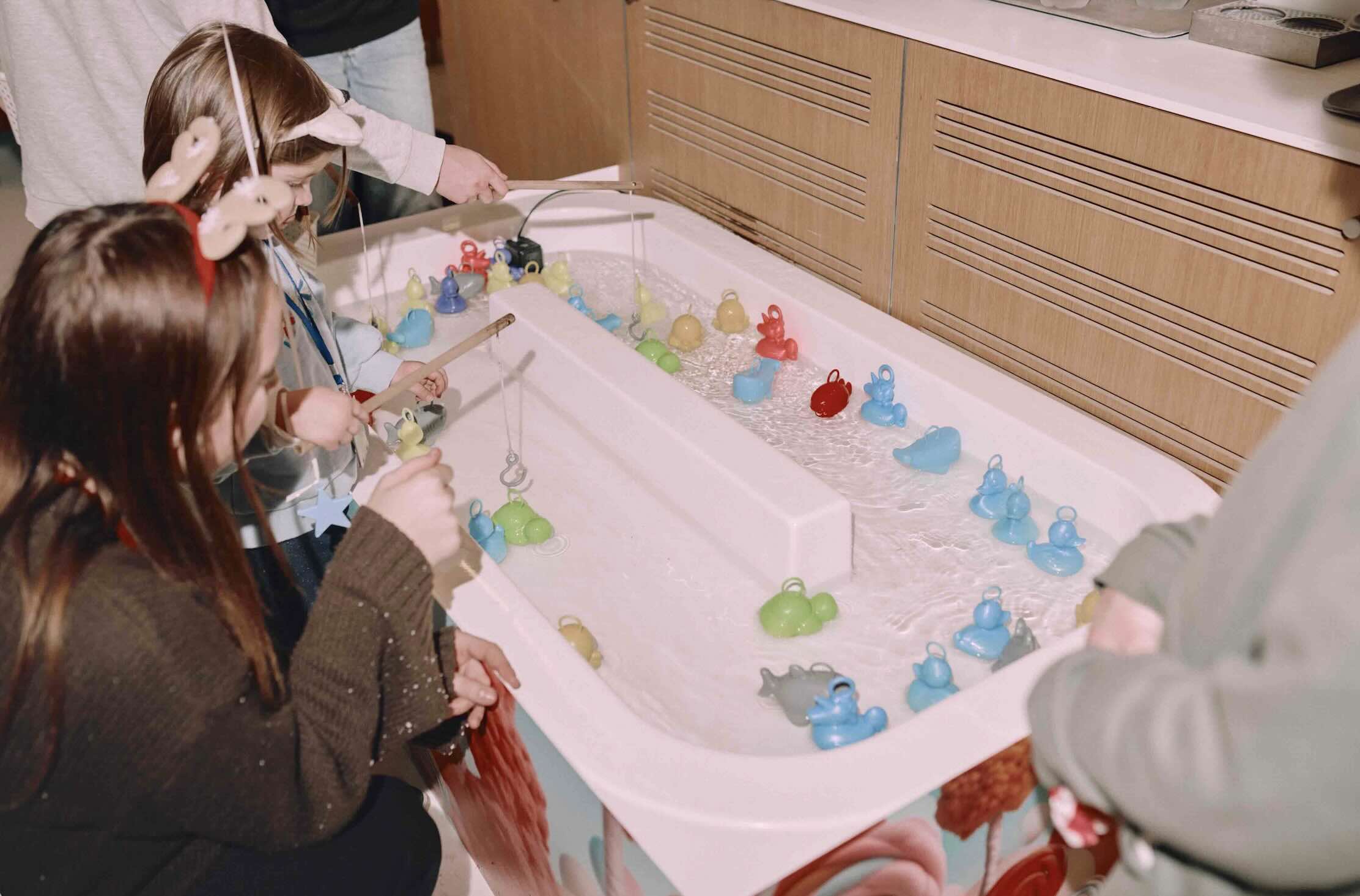 Arbre de Noël d’entreprise immersif : un événement sur mesure