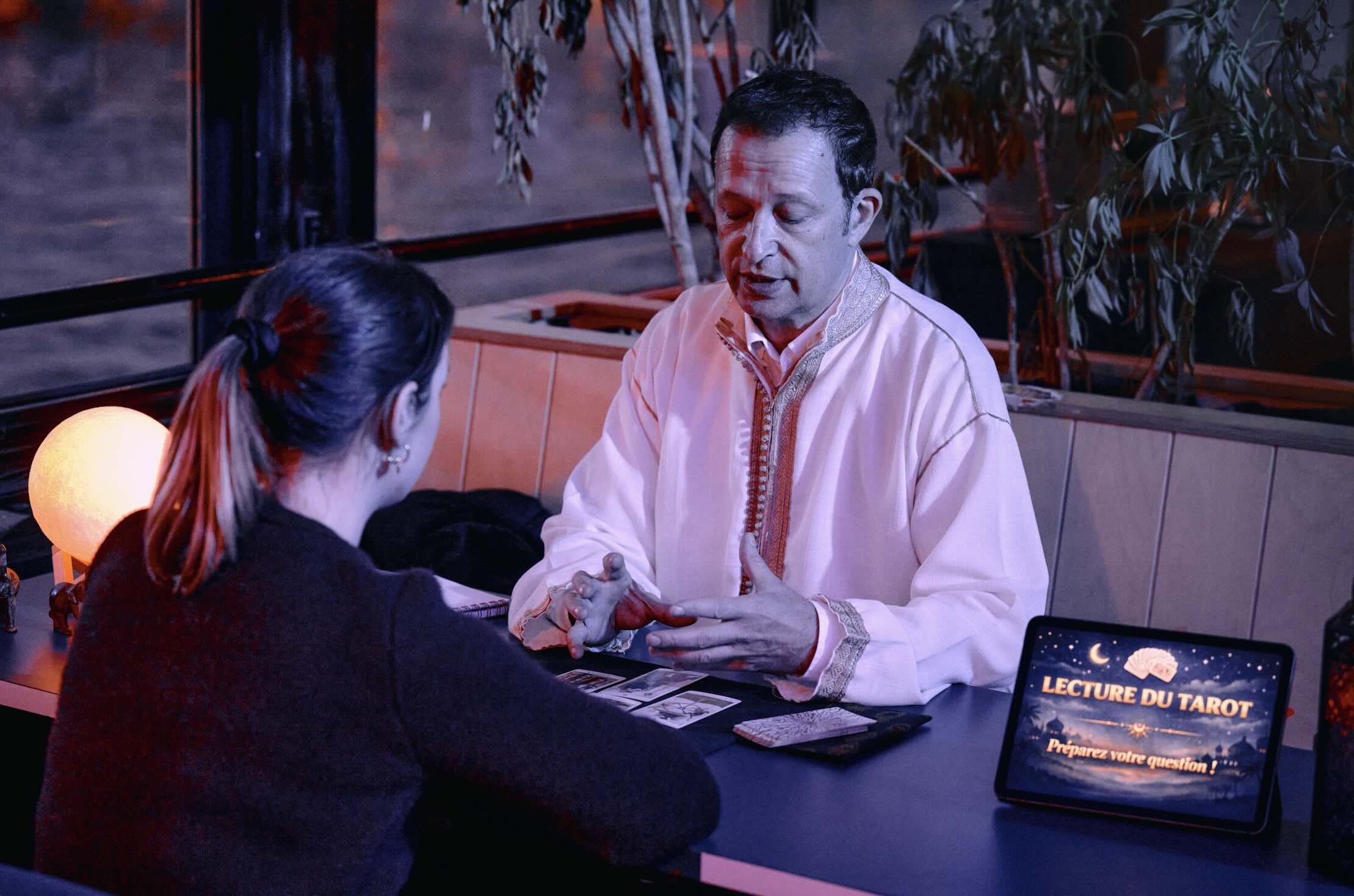 Découvrez notre soirée d’entreprise immersive pour Natixis : 200 invités, décor Mille et une nuits et animations sensorielles sur mesure.