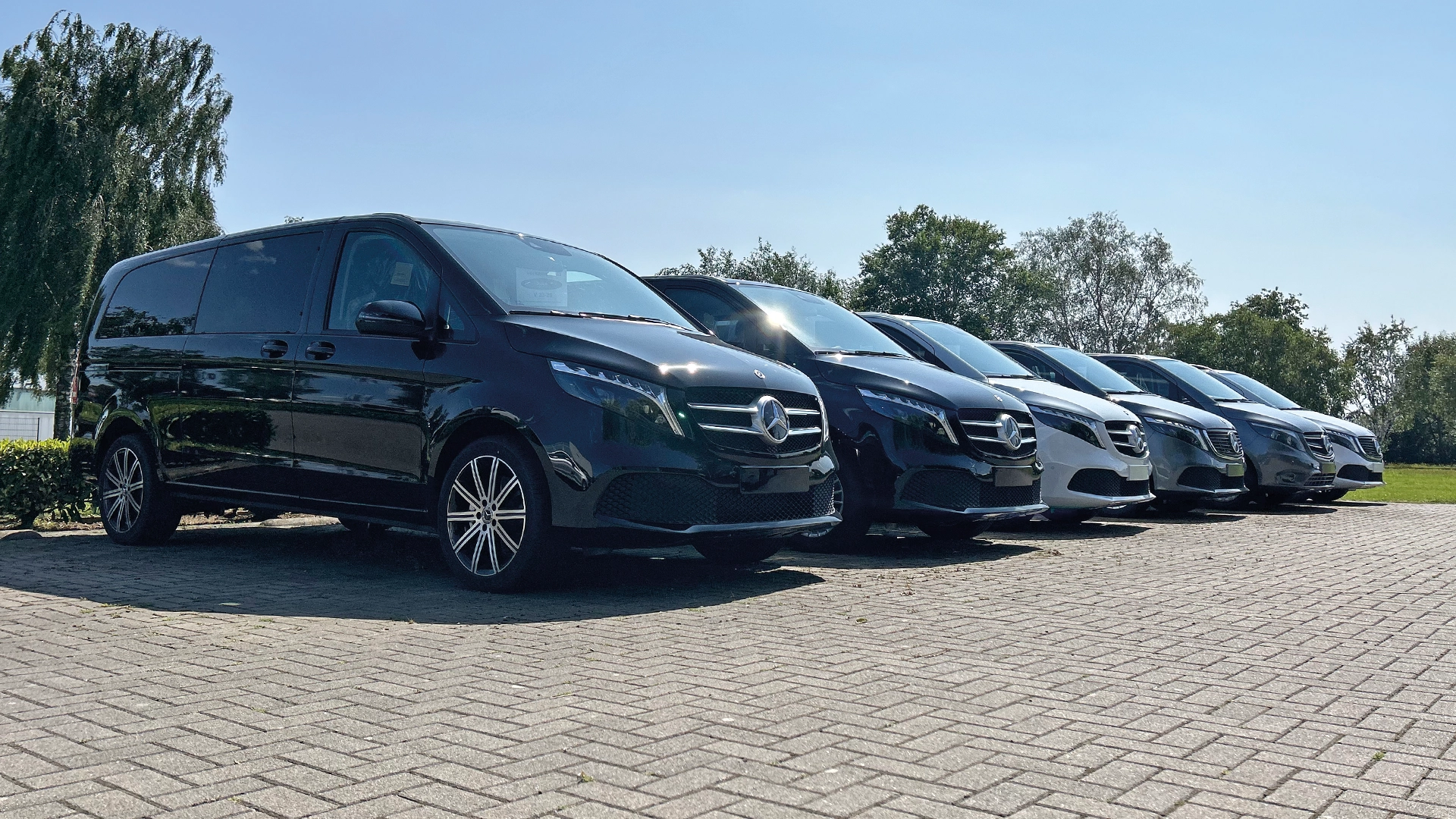 Kuhlmann Cars Bestattungswagen V-Klasse auf Basis Mercedes Benz 