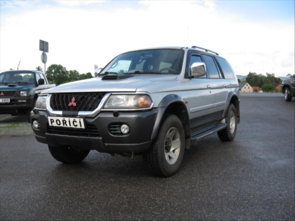 Mitsubishi Pajero Sport 2,5 TD