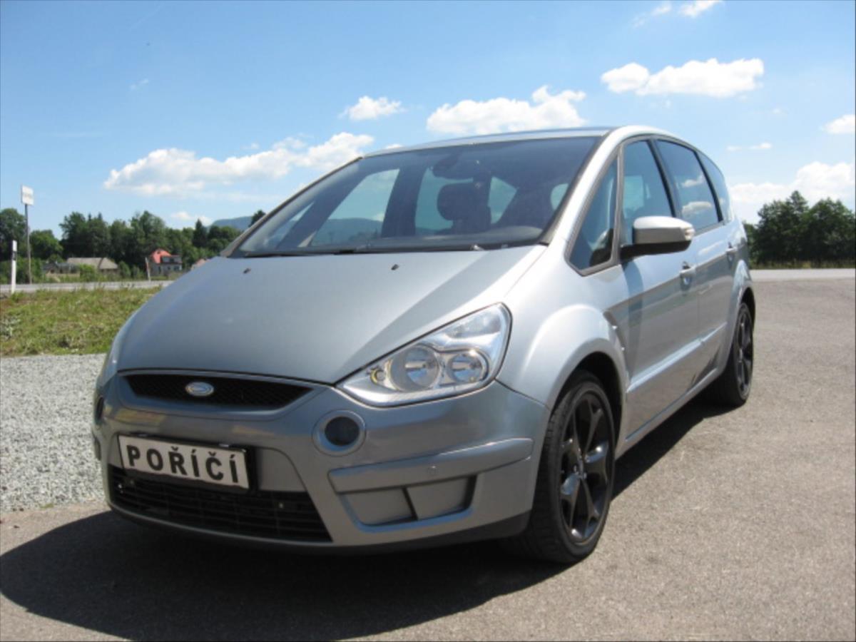 Ford S-MAX 2,0 TDCi 7 míst