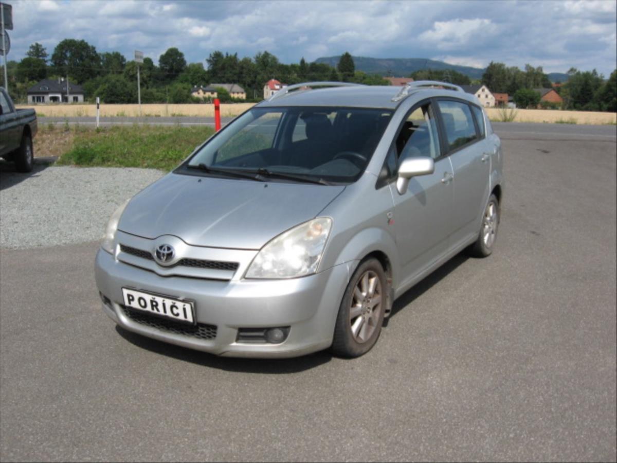 Toyota Corolla Verso 2,2 D-4D