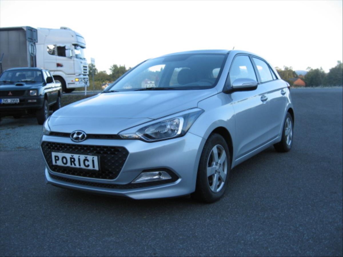 Hyundai i20 1,3 Family + Club