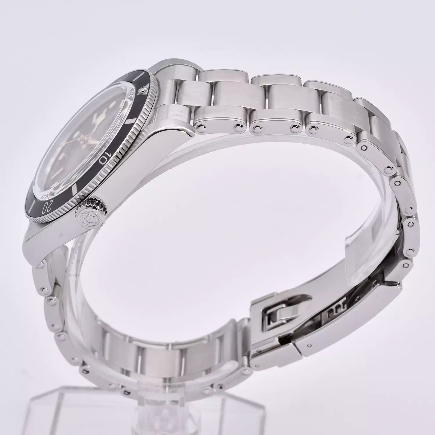 Right image of the Tudor Black Bay 54 2024 Excellent Set 79000n