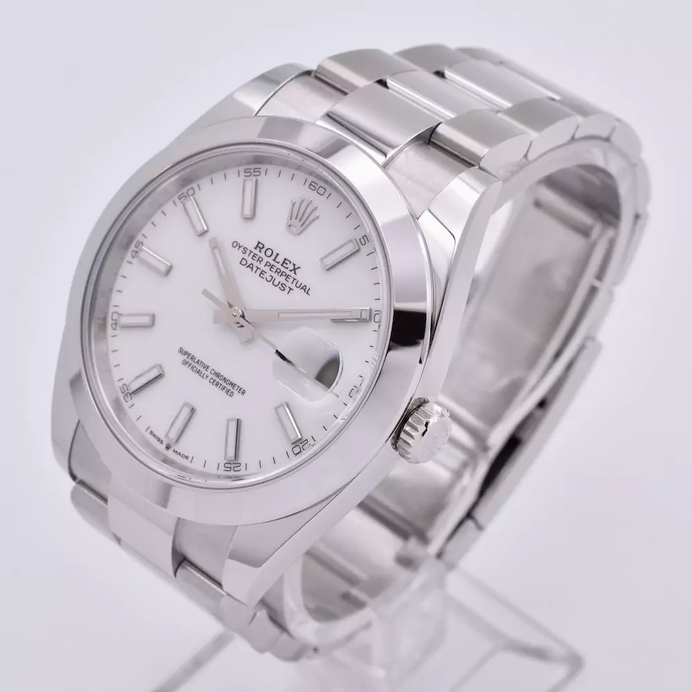 Front right image of the Rolex Datejust 41mm White 2025 126300