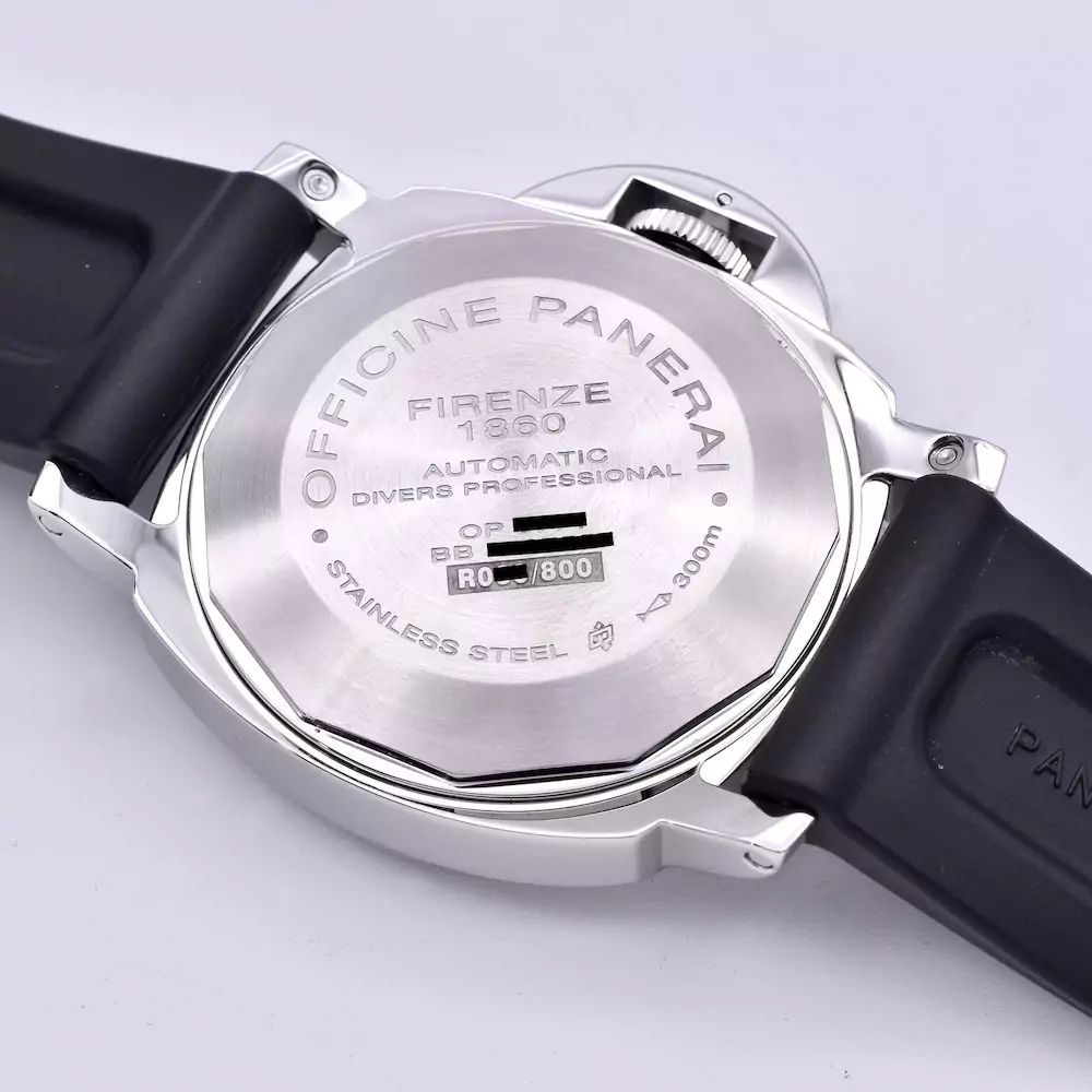 Back image of the Panerai Luminor Submersible 44mm 2015 PAM00024