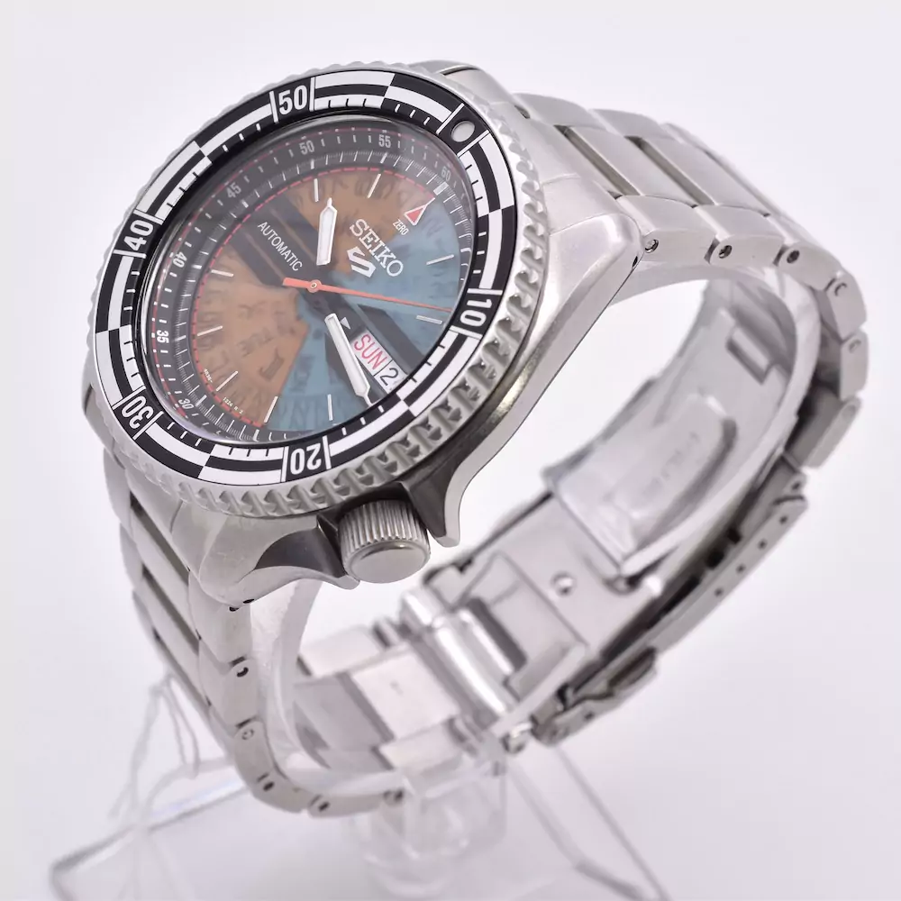 Front right image of the Seiko 5 Sports Kosuke Kawamura Limited Edition SRPJ41K1