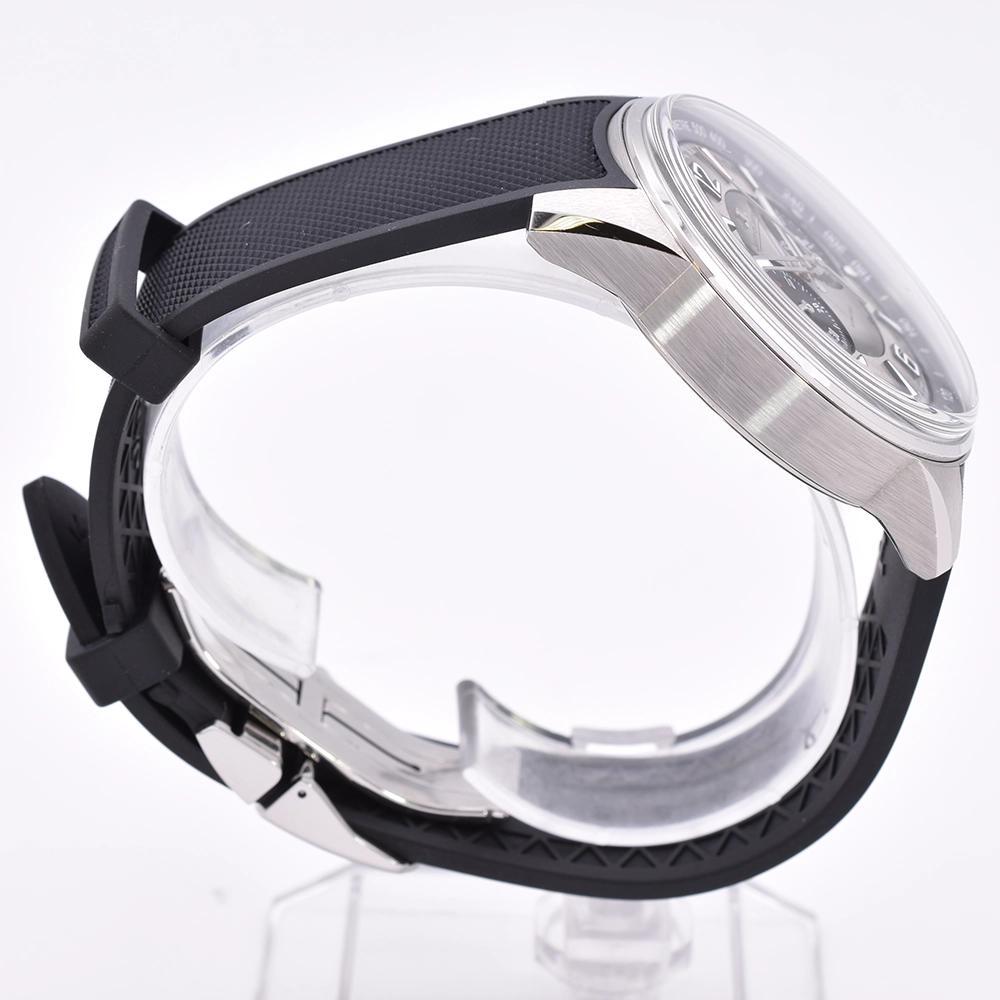 Left image of the Jaeger-LeCoultre Polaris Chronograph  2025 42mm Chronograph Q902843J