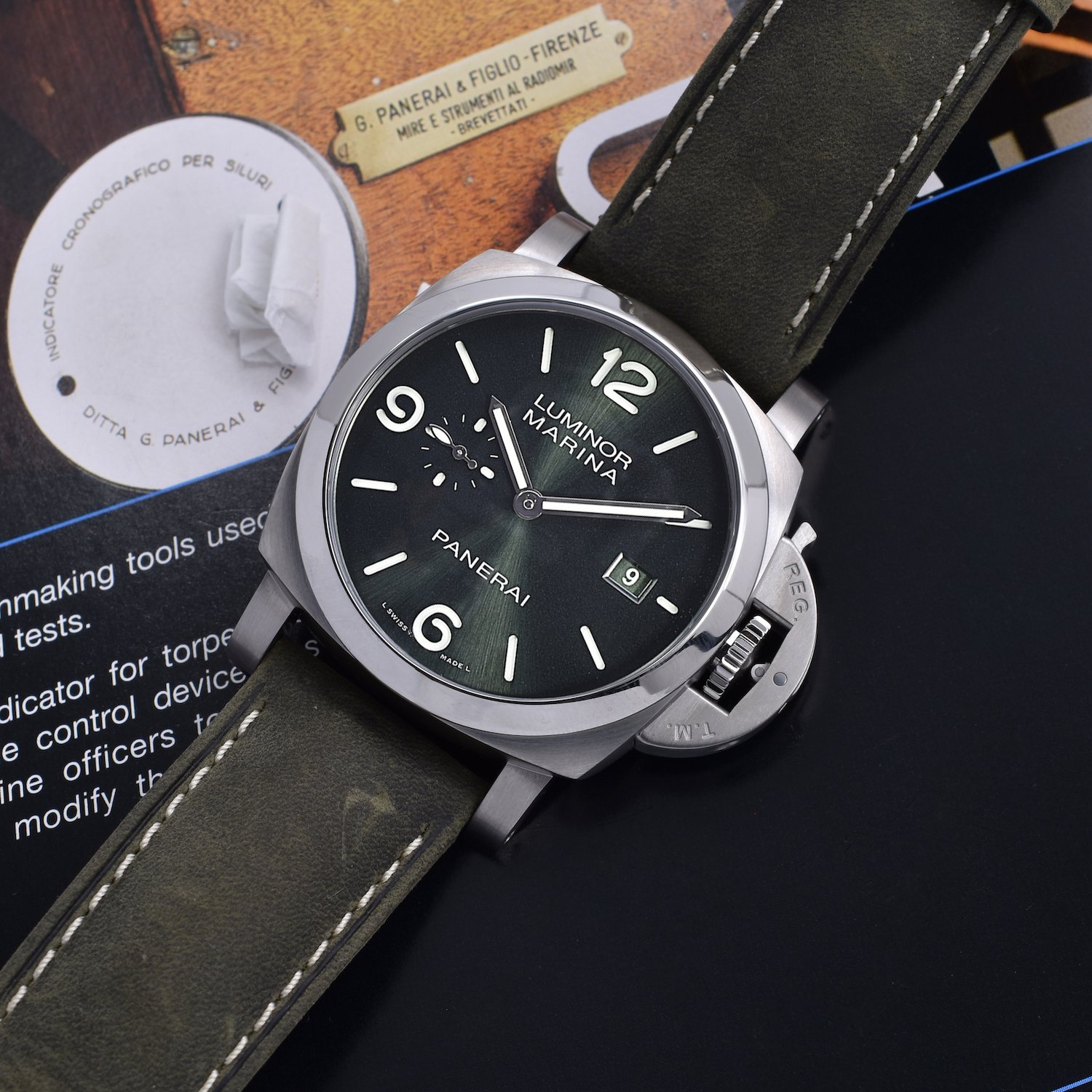 Strap image of the Panerai Luminor Marina Titanio  44mm New 2026 PAM03325