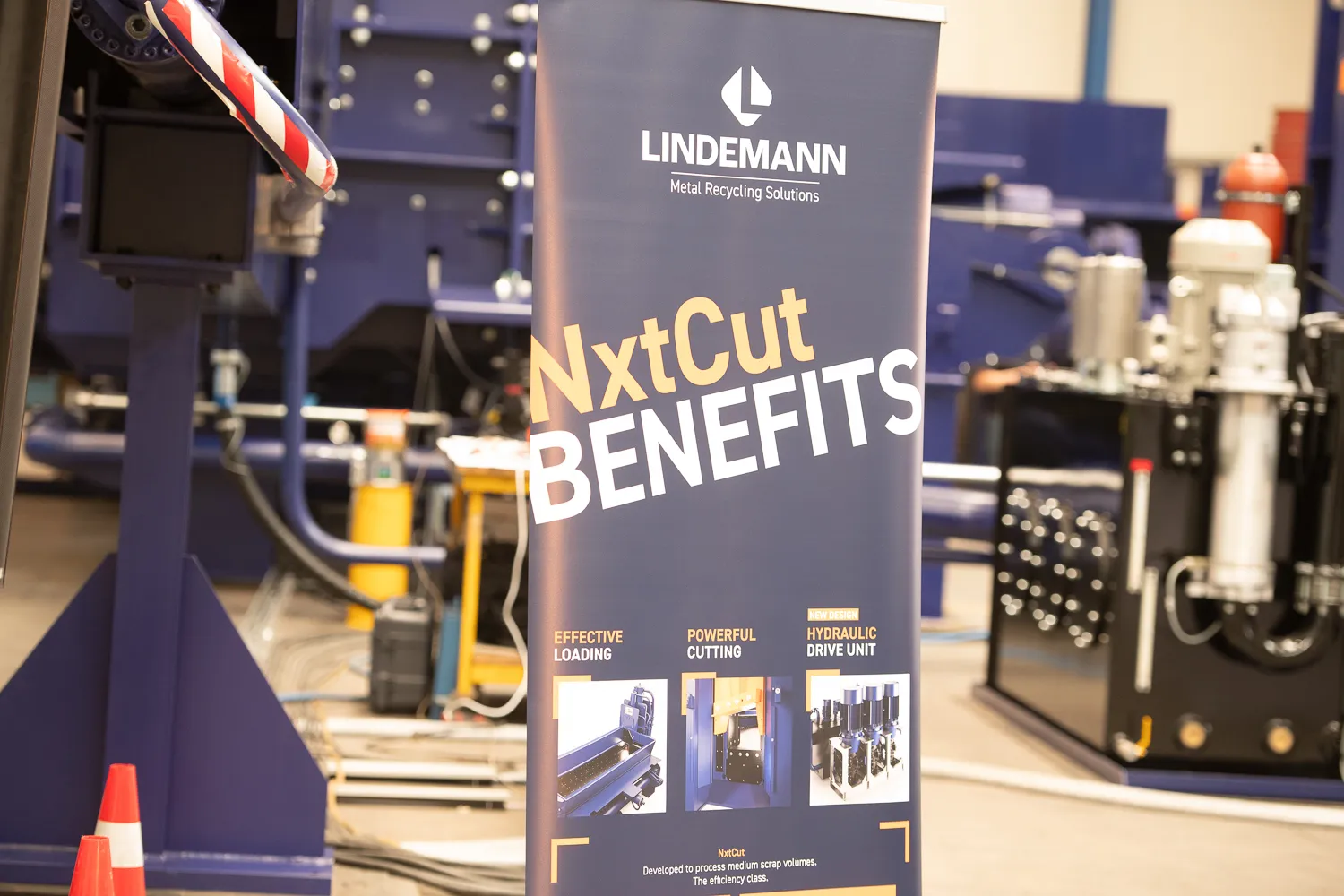 Fertiges Rollup mit den Renderings von Studio Kalz auf der Produktvorstellung.