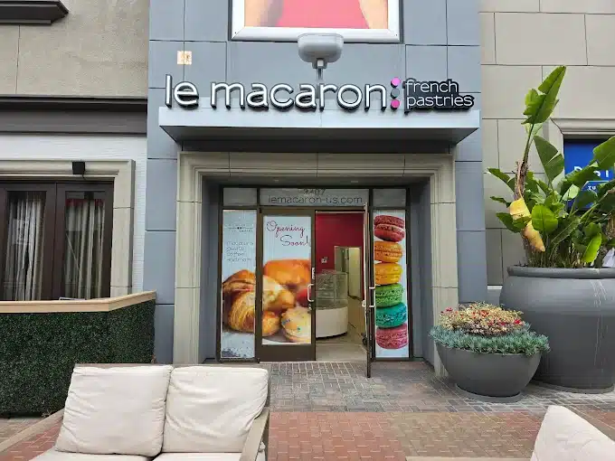 Tustin - The District at Tustin Legacy