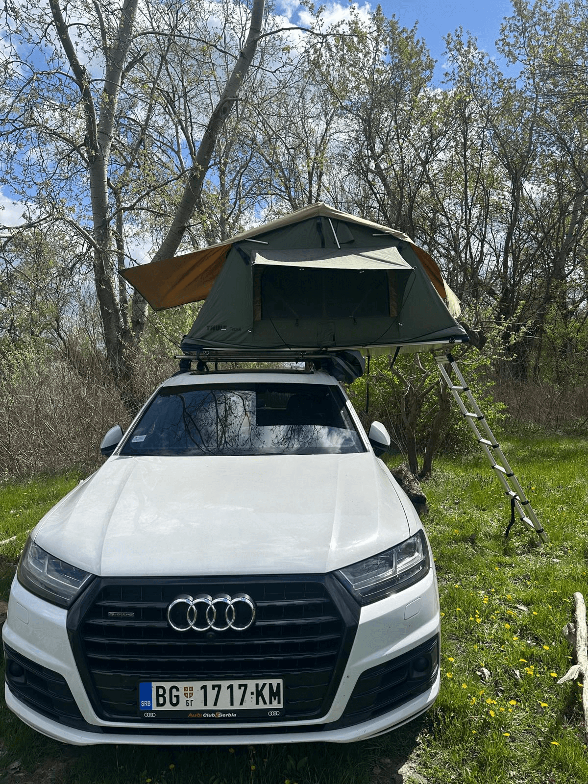 Audi q7 sa thule satorom