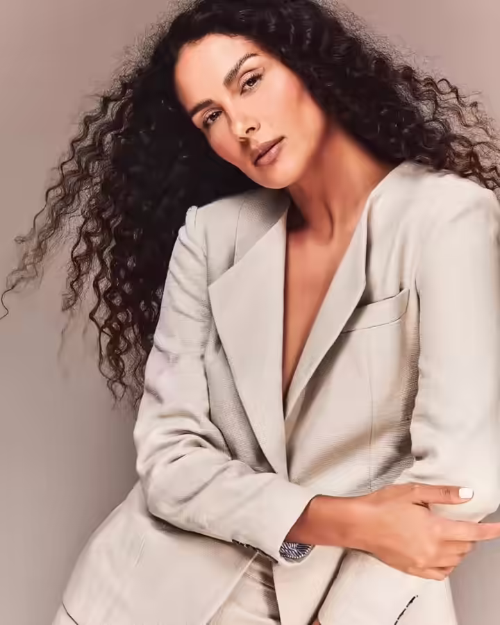 Agatha Figueroa, international fashion model, Dazzle Dental Clinic patient