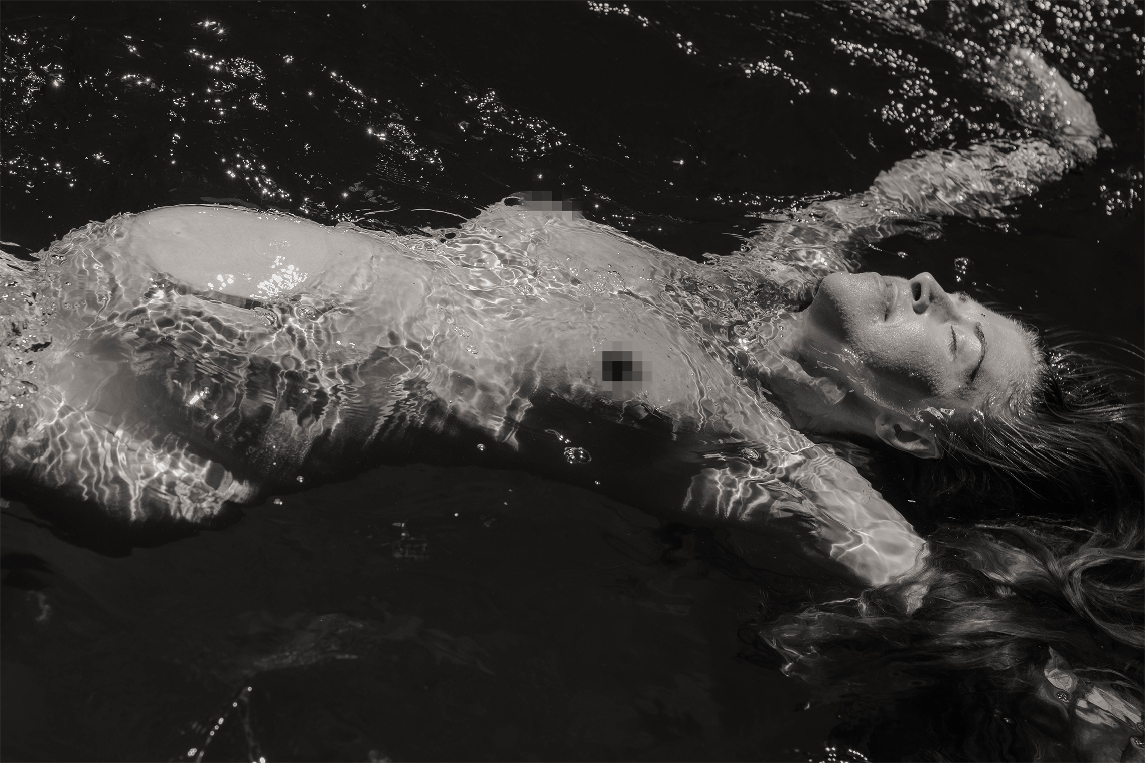 Magical maternity photoshoot with waterfall and nudity