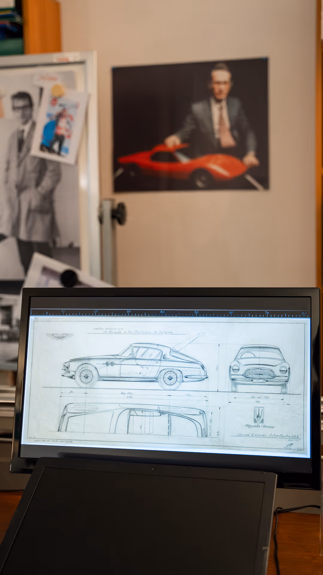 Fotografia d’archivio a Torino – Archivio Michelotti - fondatore disegni di modellini di auto