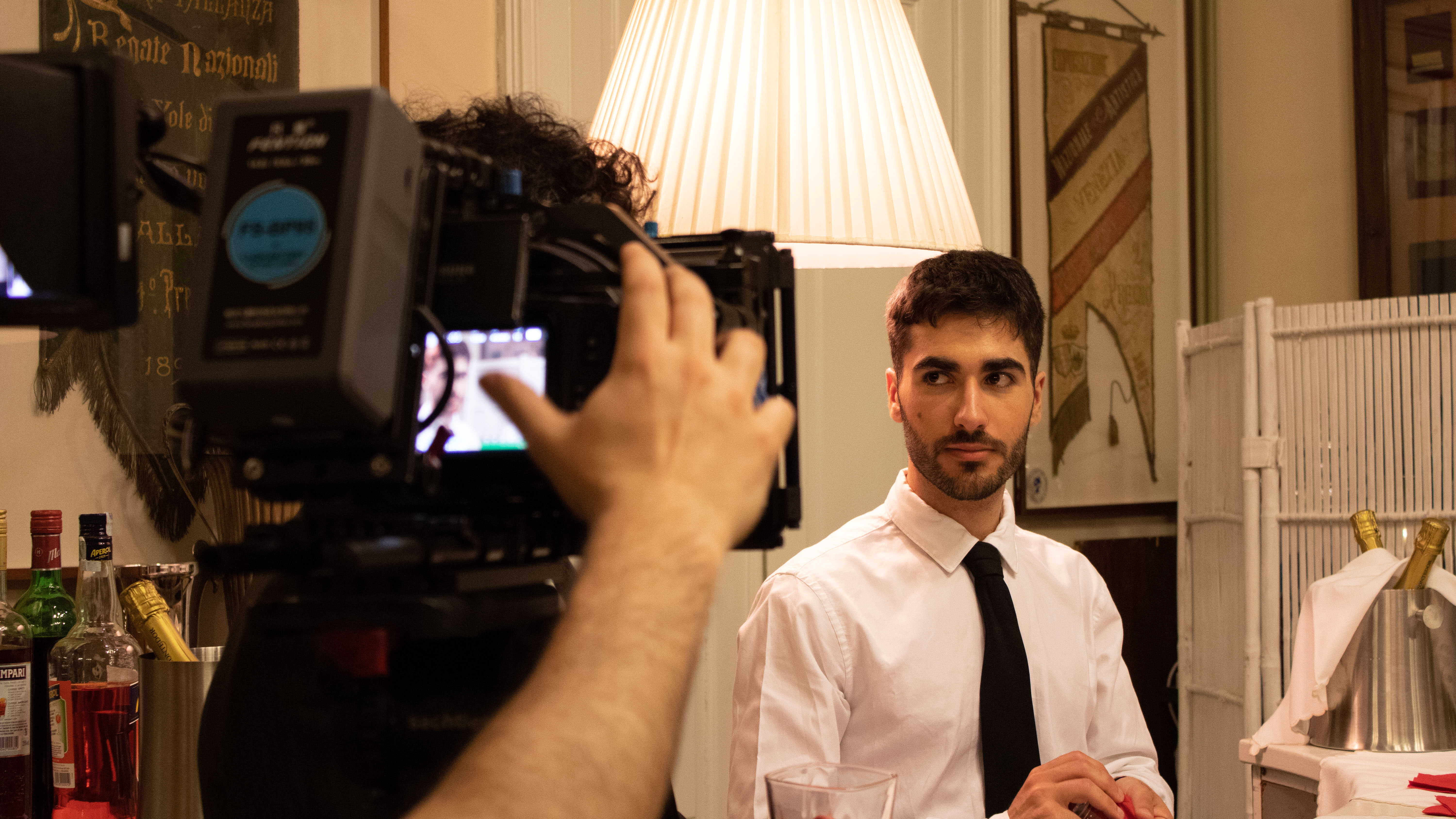 Fotografo per film, documentari e backstage a Torino – scena di Mantis Religiosa - riprese video sul set