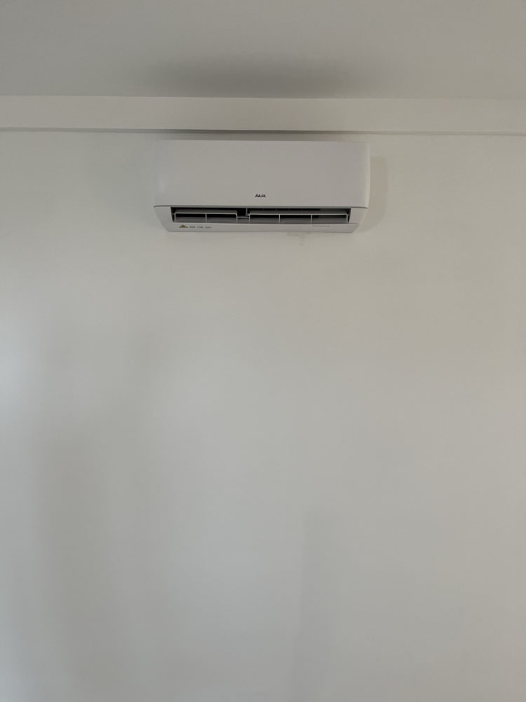 Hőszivattyú és klíma telepítés a Harmatosvölgyi Rendezvényközpontban: optimalizált, inverteres rendszerek energiatakarékos működéssel.