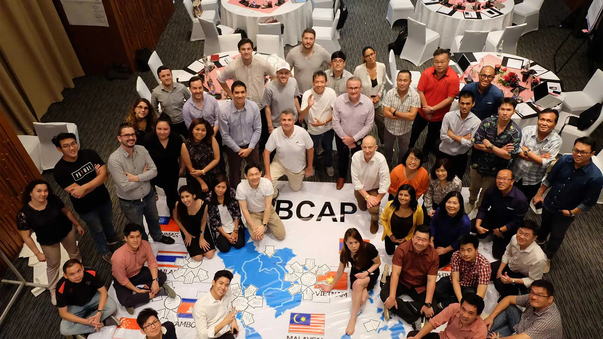 Large group photo at the Brand Connect BCAP event