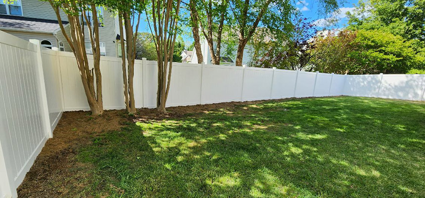 Vinyl Fence Costs: Everything You Need to Know in 2026