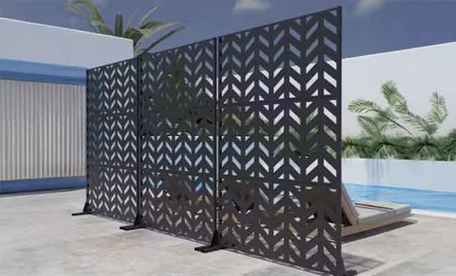 Arrow privacy screen fence gate