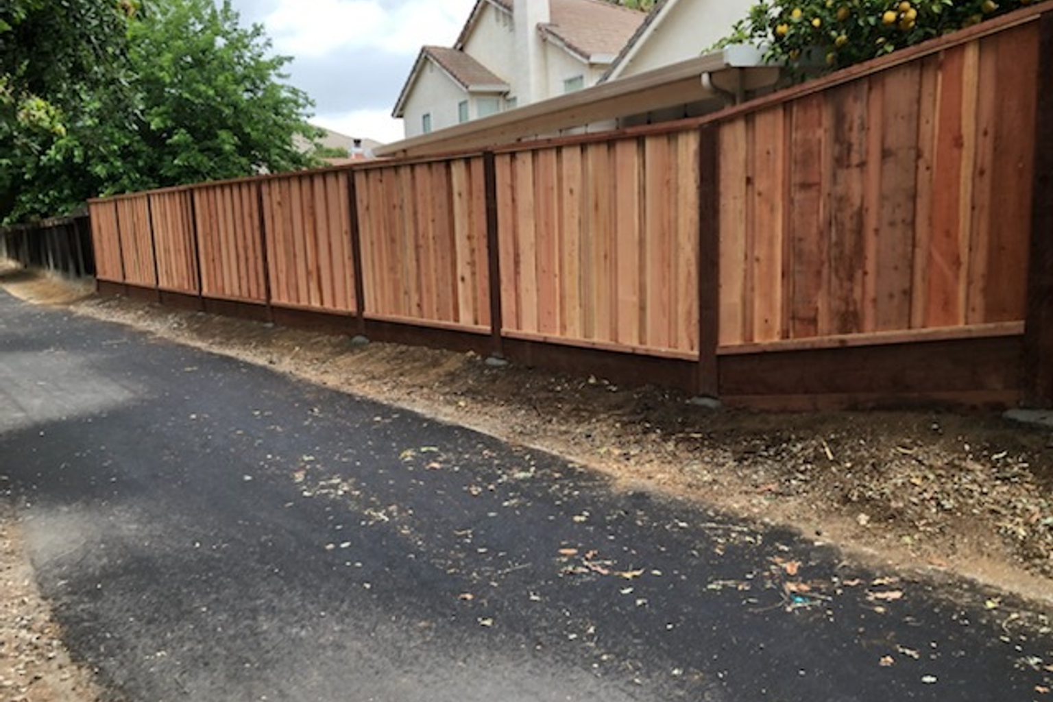 Best fence companies hero image for sacramento