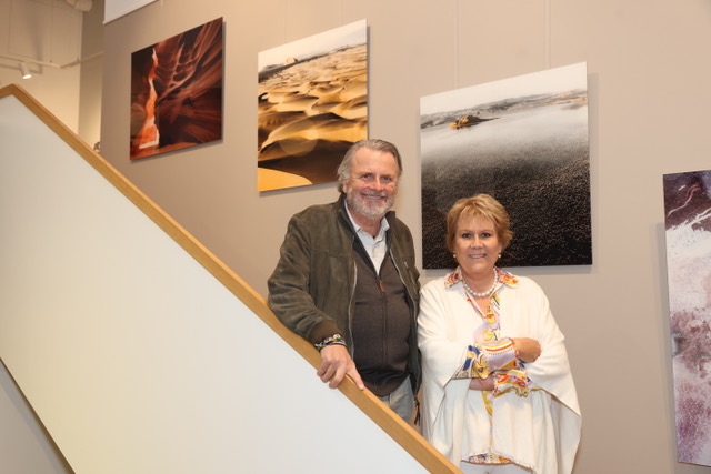 Magische Momente in Bildern: Michael Poliza begeistert mit „BEYOND THE LENS“ in der Livia Lisboa Fotokunst Galerie