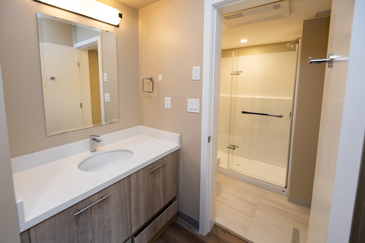 Accommodation EA Mountain Bike Training Internship in Revelstoke Canada.