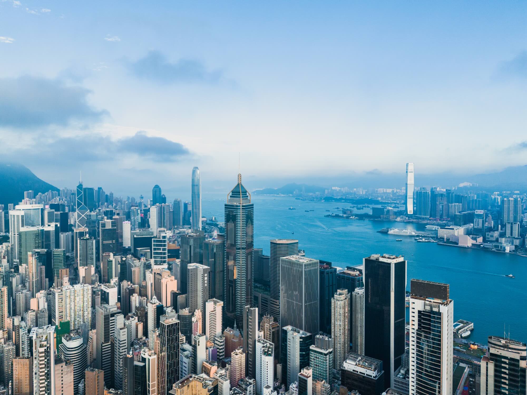 Hong Kong’s SFC Takes Aim at Forged Documents & Weak Broker Controls