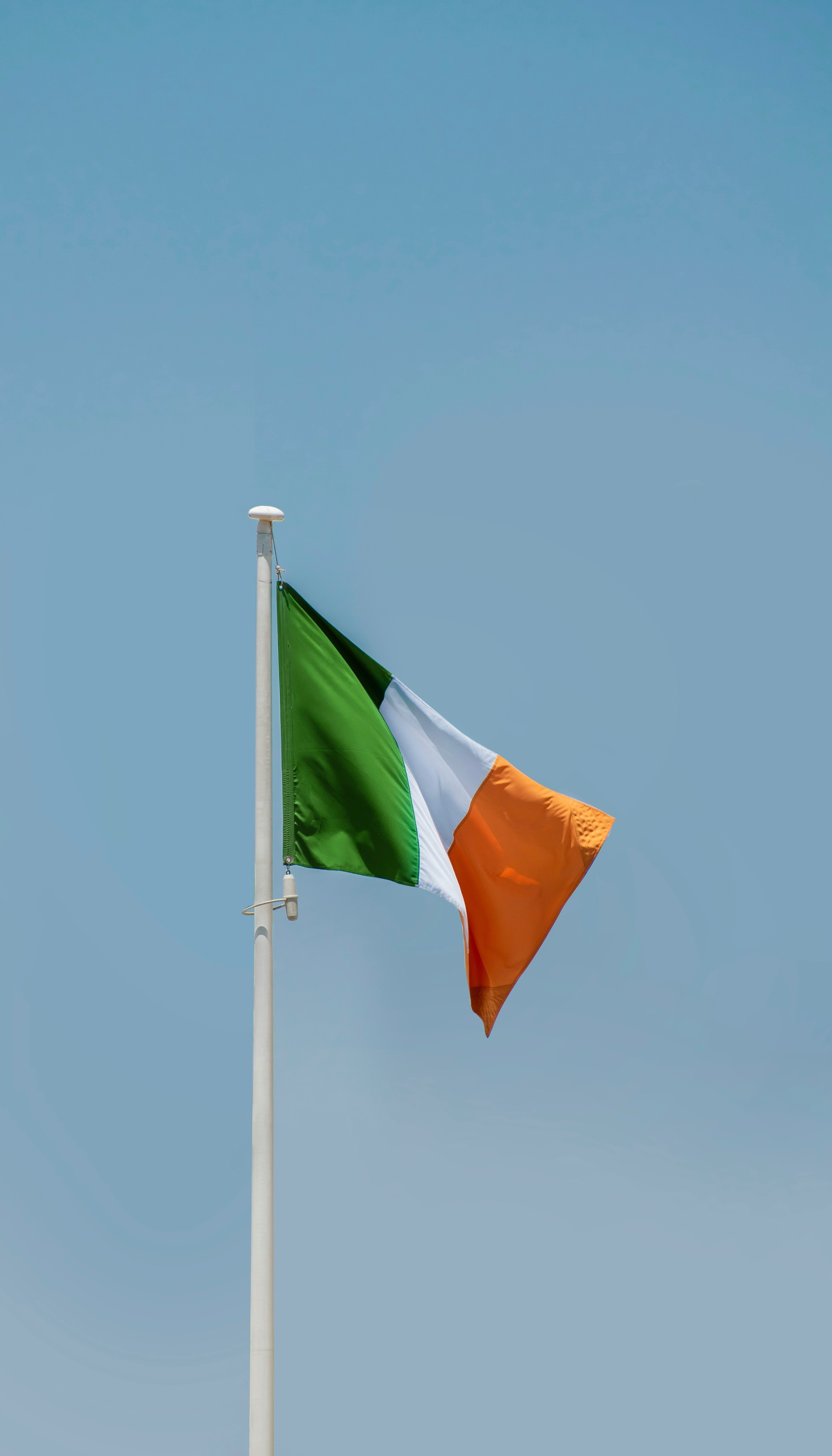 Ireland’s Communications Regulator Tightens Rules on Complaint Handling for Telecom & Internet Providers