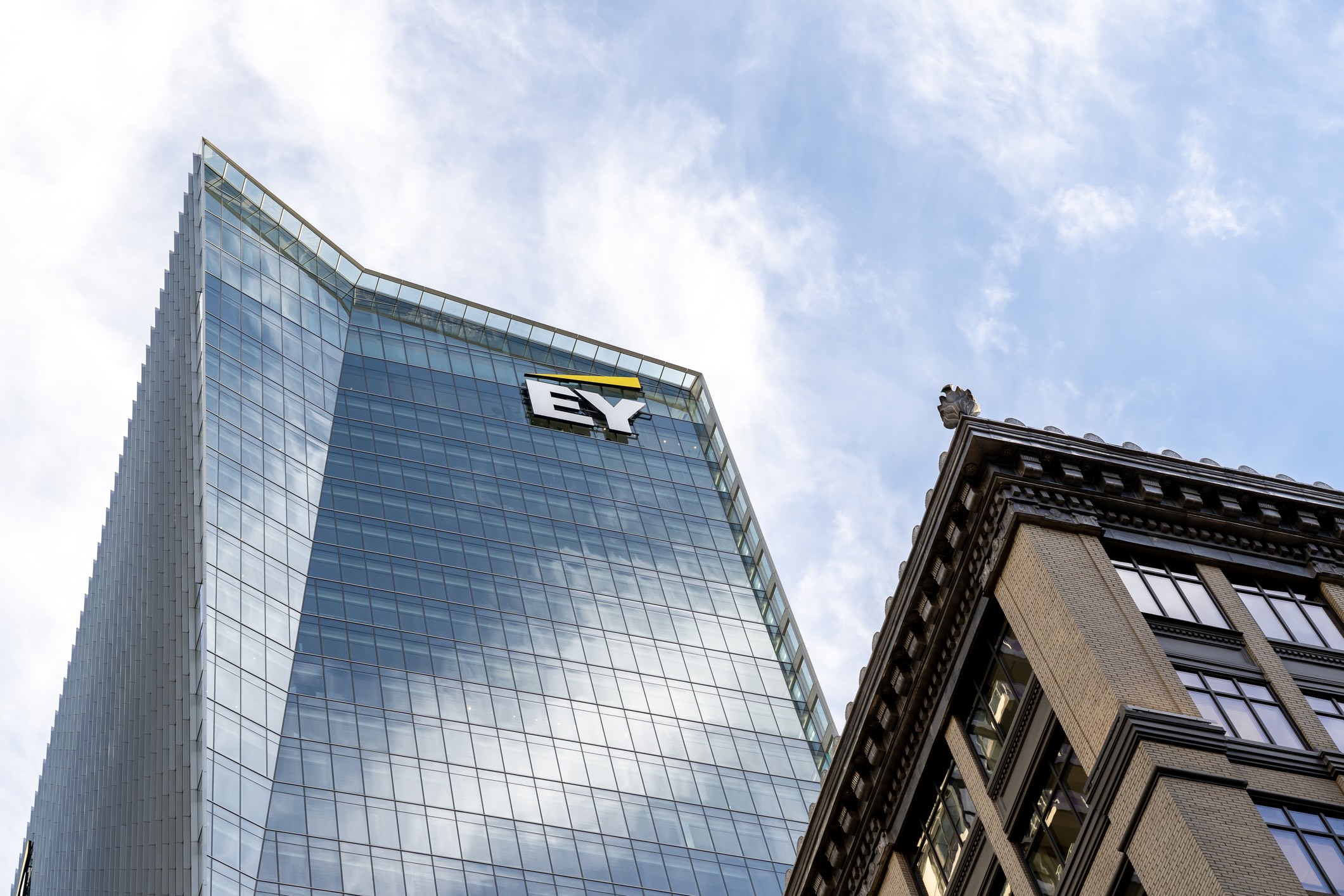 EY Finds Responsible AI Governance Is Paying Off for Business