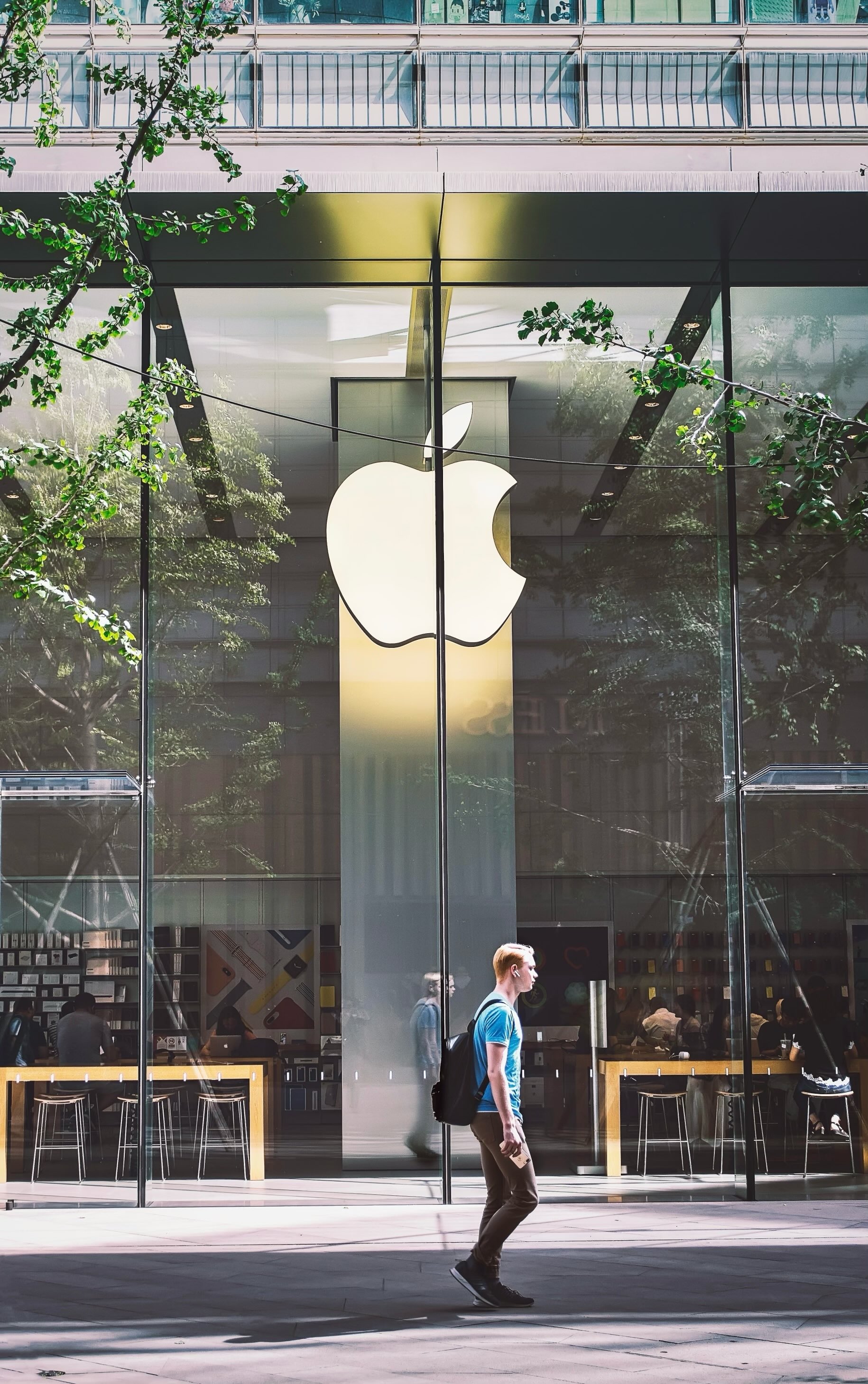 Poland Opens Antitrust Case into Apple Over Alleged Competitive Imbalance in Privacy Rules