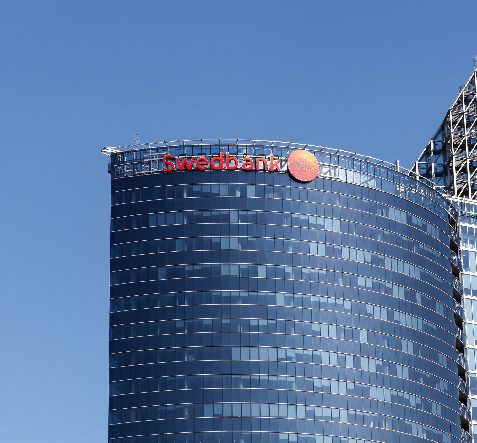 Swedbank Faces Regulatory Review Over Customer Due Diligence Controls