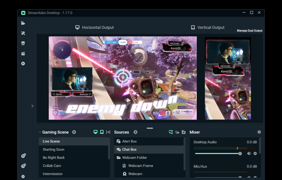 Gameplay being streamed with horizontal and vertical layouts in Streamlabs Desktop