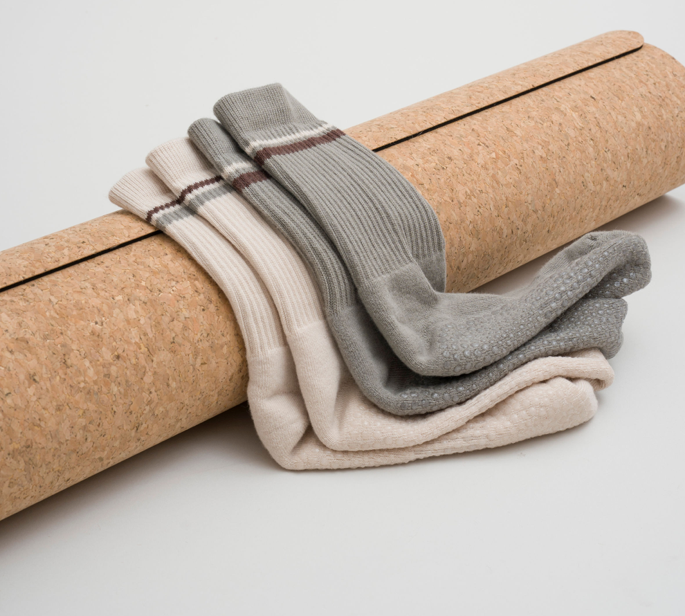 chaussettes de pilates personnalisées et brodées