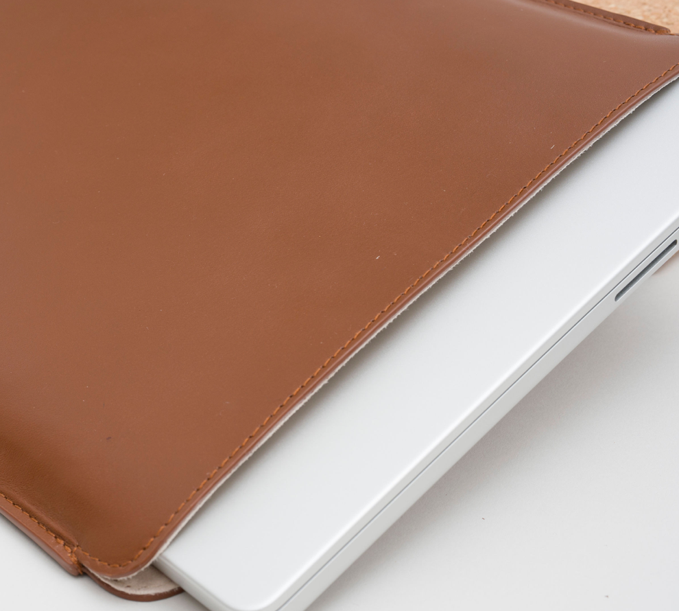 funda de cuero personalizada para ordenador