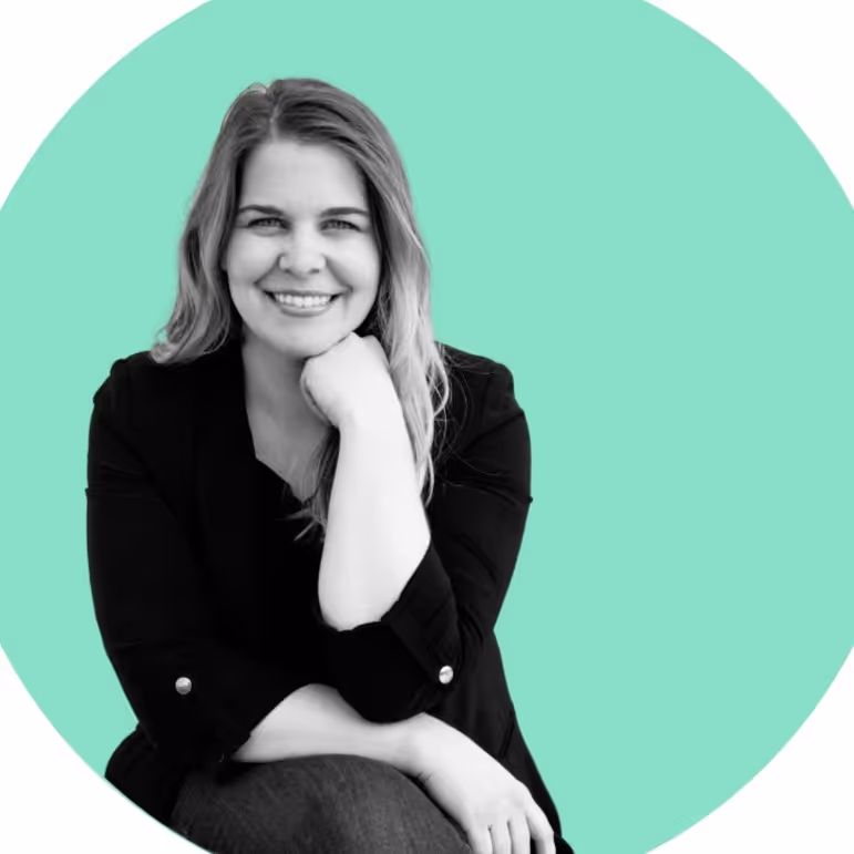 Headshot of Amanda Ellis