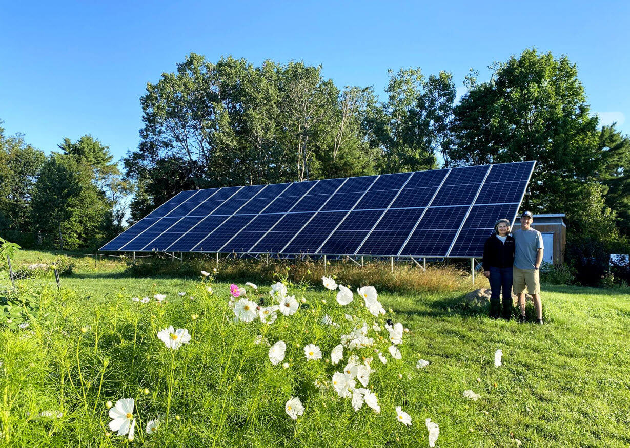 Considering ground-mounted solar panels? Before you get the spade out and start turning your garden into a mini solar farm, make sure you've read up and understand the pros and cons of ground-mounted vs. roof-mounted solar.