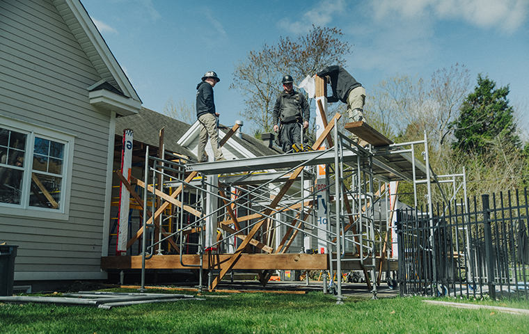 General contractor managing construction business with Billdr PRO software