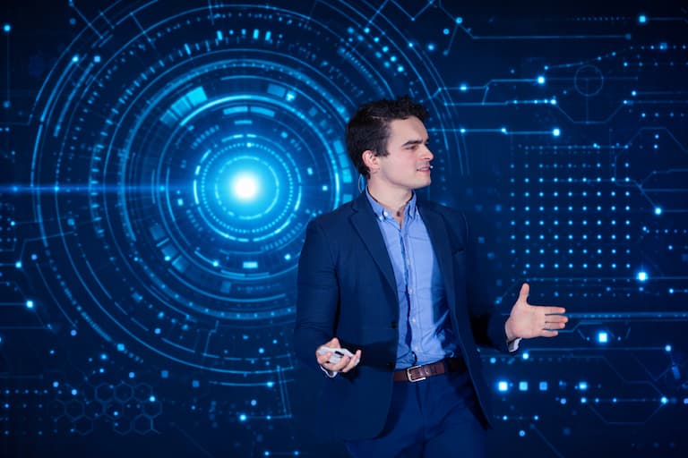 Isma Zmerli est conférencier et intervenant en Intelligence Artificielle auprès des entreprises, CODIR et séminaires internationaux.