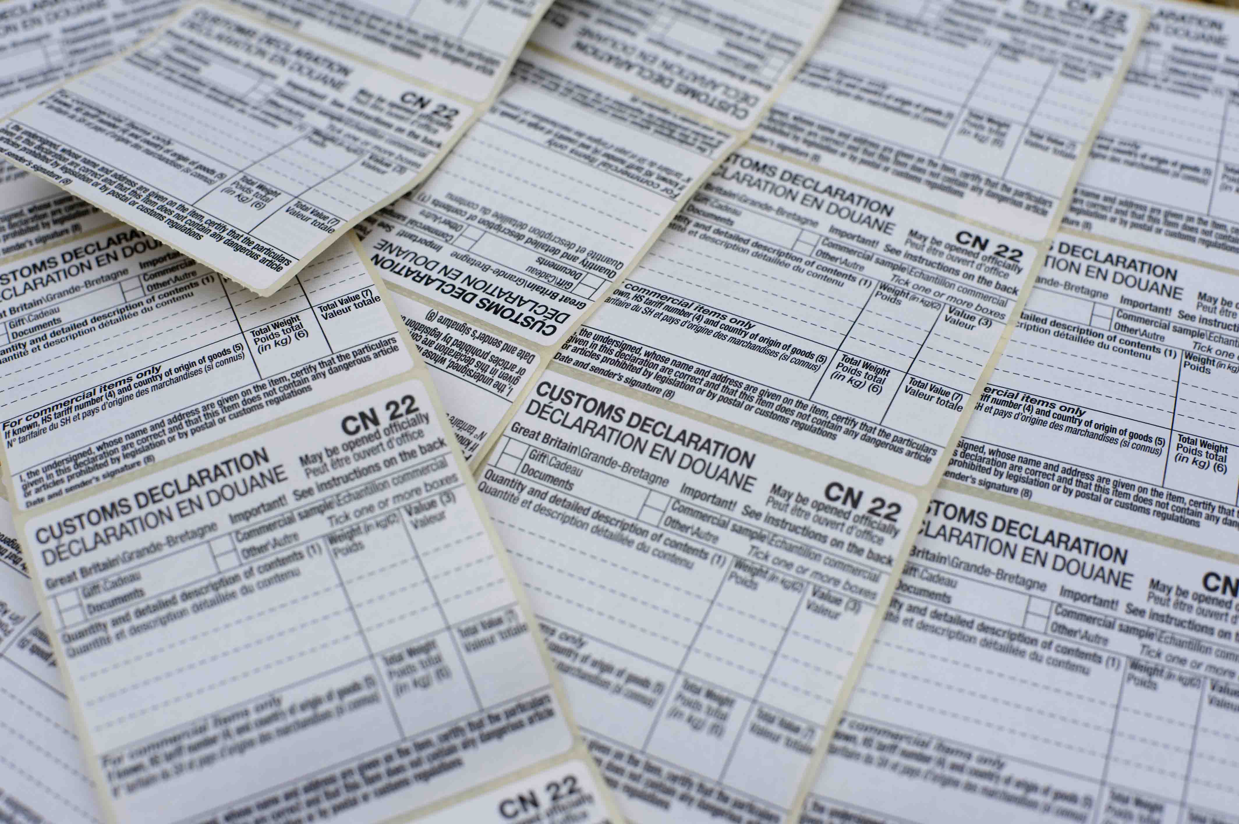 EU shipping and customs paperwork